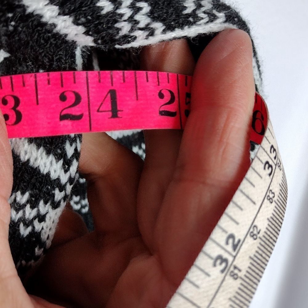 Notations cardigan - Picture 5 of 11